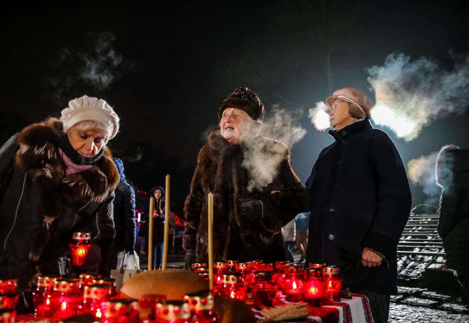 Не розчинитись у забутті: в Києві вшанували пам’ять жертв Голодомору (ФОТО)