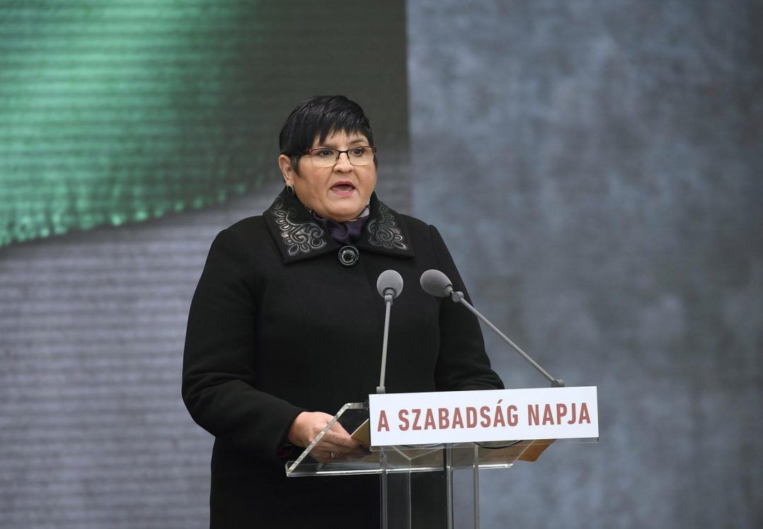 Співлідерку угорців Закарпаття допитала СБУ за промову про "фашистів" в Україні