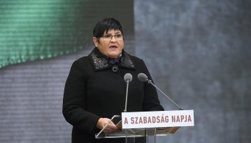 Співлідерку угорців Закарпаття допитала СБУ за промову про "фашистів" в Україні