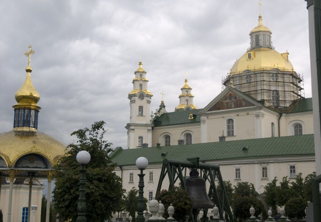 Мінкульт просить забрати майно Почаївської лаври з рук УПЦ МП
