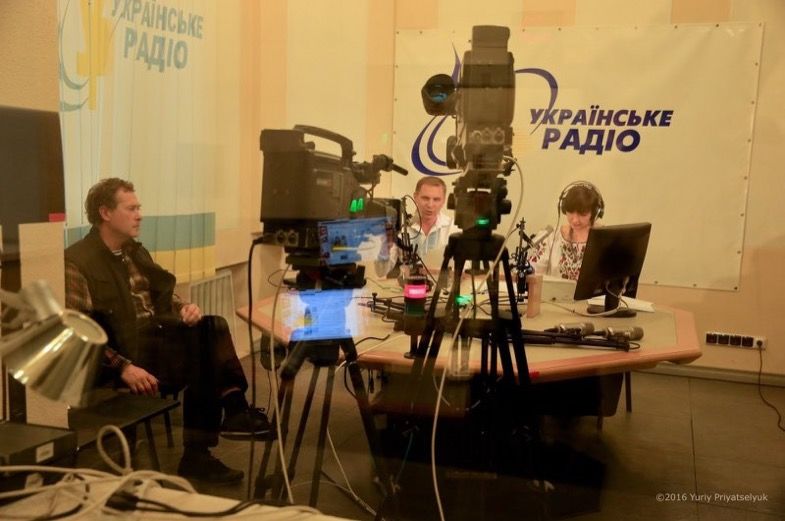 Диктант по радіо писатимуть десятки тисяч українців