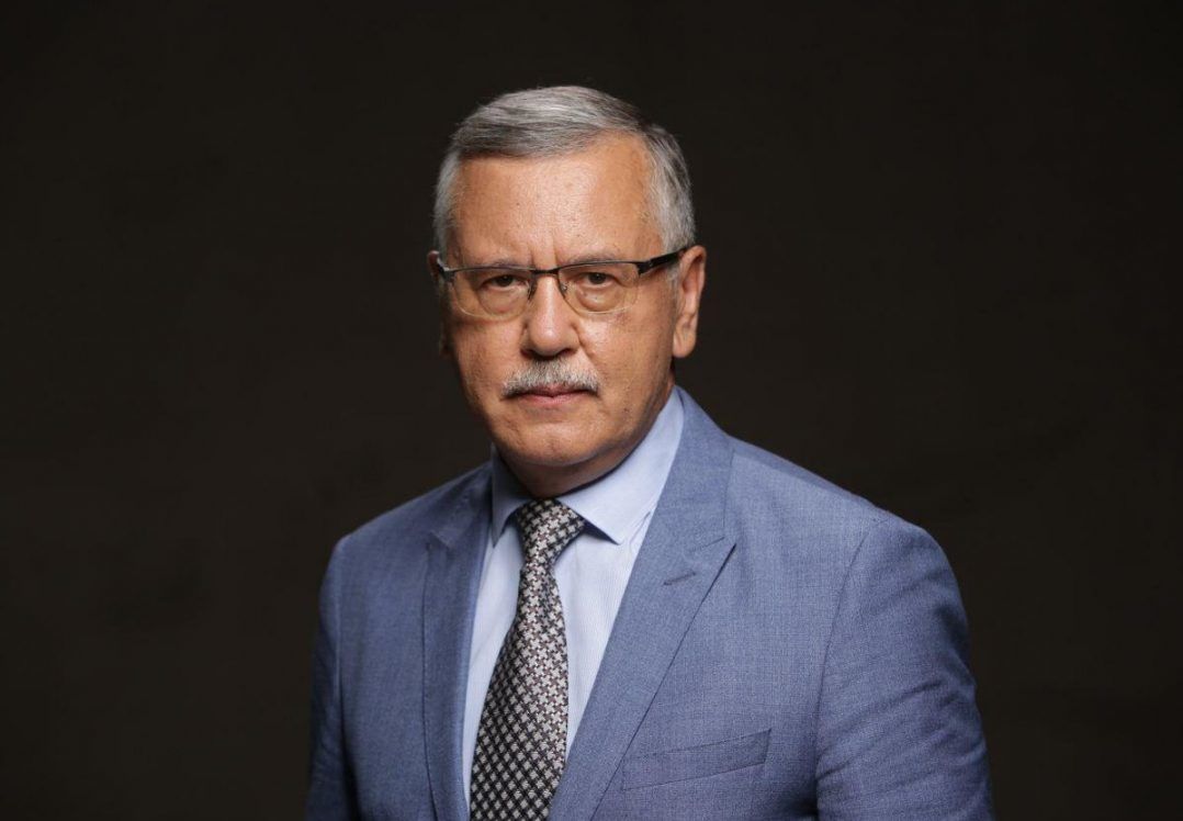 Напад на Анатолія Гриценка: навмисна провокація чи хроніки українського Сомалі?
