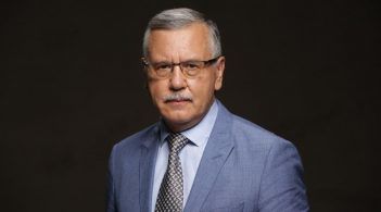 Напад на Анатолія Гриценка: навмисна провокація чи хроніки українського Сомалі?