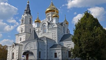 У Житомирі поліцейські прийшли з обшуком до кафедрального собору УПЦ МП