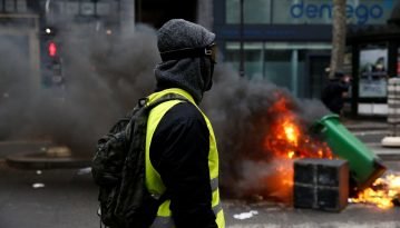 У Парижі від рук вандалів постраждав Український культурний центр