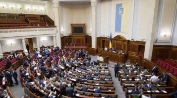 Рада дозволить неповнолітнім бути донорами стовбурових клітин для рідних братів і сестер