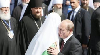 Путін: Росія готова захищати віруючих в Україні