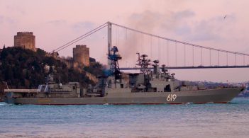 Есмінець РФ та кораблі НАТО у Чорному морі: що це означає?