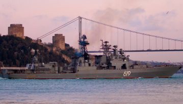 Есмінець РФ та кораблі НАТО у Чорному морі: що це означає?