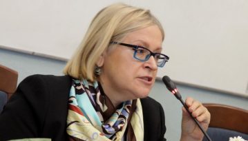 Амосова з прихильниками штурмує медуніверситет Богомольця