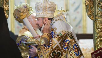 Це – про незалежність: свято отримання Томосу в українському фейсбуці