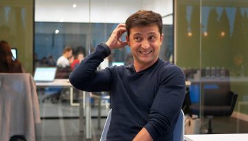 Квартири в Києві та Британії, компанія в Белізі та 7 млн грн доходу – Зеленський подав декларацію