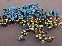 Українська влада обмежує права й свободи