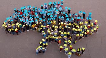 Українська влада обмежує права й свободи