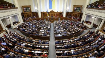 Рада закріпила в Конституції курс на ЄС і НАТО