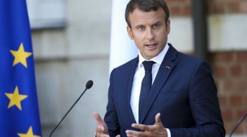 «Прокидайтеся»: Макрон виступить зі зверненням до європейців