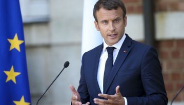 «Прокидайтеся»: Макрон виступить зі зверненням до європейців
