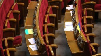 Рада взялася за закон, який змусить знати українську мову