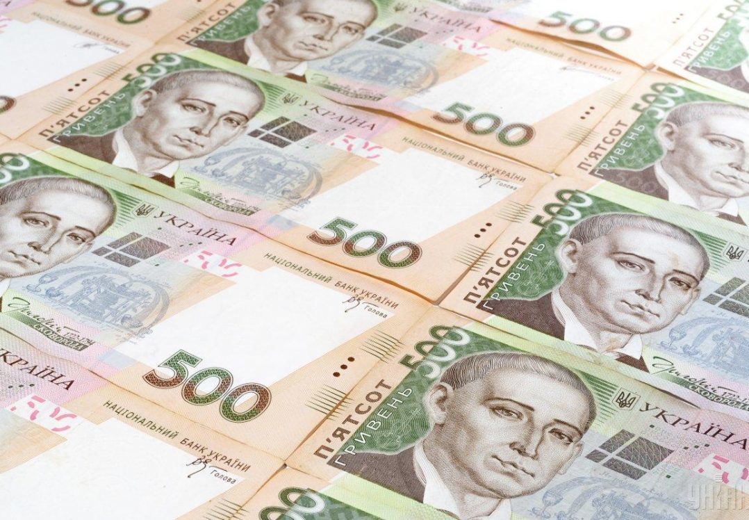 Пенсіонерам перед виборами одноразово виплатять 2410 грн