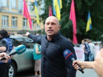 Кива, Вілкул, Новинський та Шарій: хто встав на захист поліцейського, підозрюваного у побитті активіста?