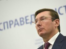 Дві третини тих, хто вбивали майданівців, втекли до Росії – Луценко