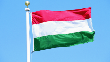Офіційна Угорщина назвала освітній закон в Україні "напівфашистським"