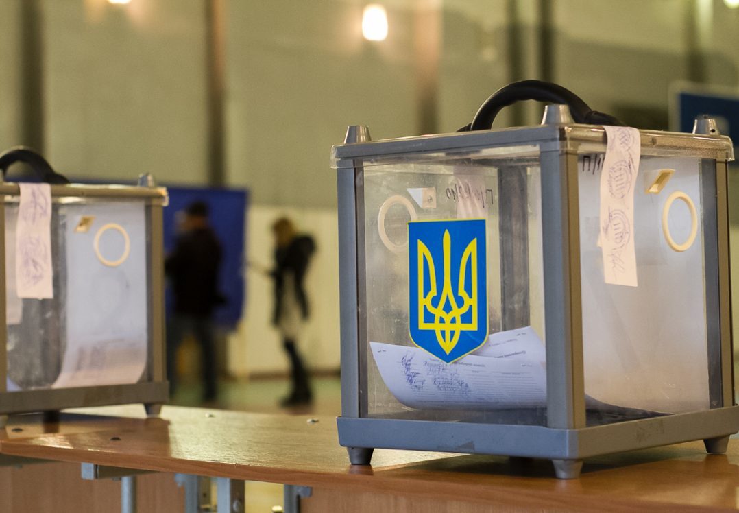 Чи всіх допустять до виборчої урни?