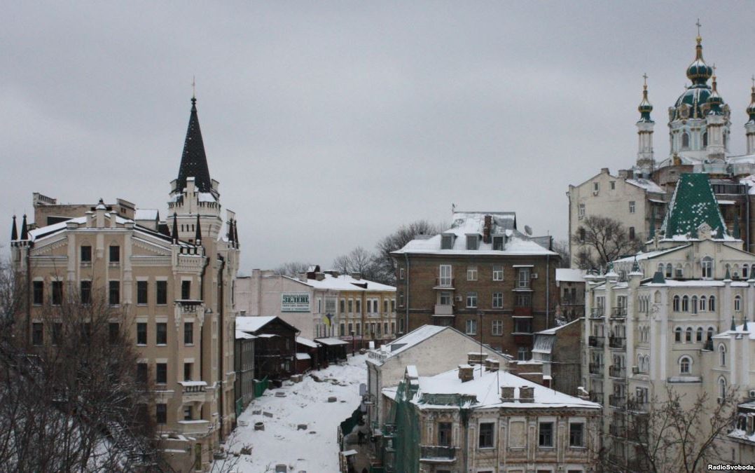 Андріївський пустир: як найвідоміший узвіз Києва застряг у політичних скандалах