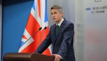 Росія повинна заплатити за анексію Криму та отруєння Скрипалів – Міноборони Британії