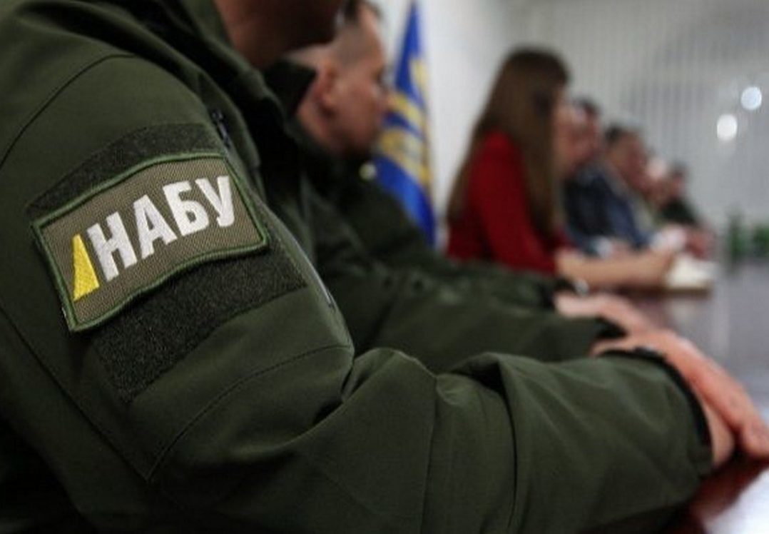 Українські корупціонери залишили свій слід у 65 країнах світу – НАБУ