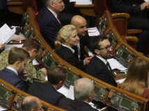 Депутати Заліщук, Лещенко та Найєм подали заяви про вихід із фракції БПП