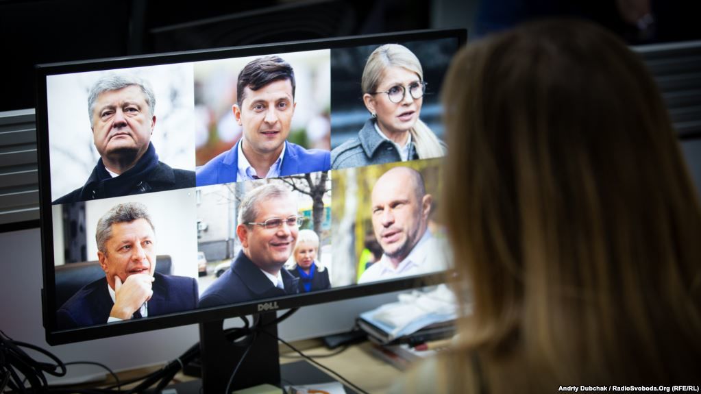 Останній ривок: про що пишуть кандидати у Facebook напередодні дня тиші?
