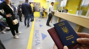 Ukrainian foreign passports have issued more than 140 thousand Crimeans