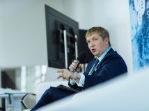 Кабмін не продовжив контракт з Коболєвим і оголошує конкурс на нового голову «Нафтогазу»