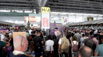 Із Делі почали вибиратися українці, чий рейс було скасовано через напруження відносин Індії та Пакистану