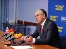 Hrytsenko on the fourth position in the election race, the chances to go to the second round have Zelensky, Poroshenko and Tymoshenko - "Rating"