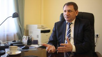 Олег Ткачук: про ефективність судової реформи, потребу у військових судах і власний Mercedes