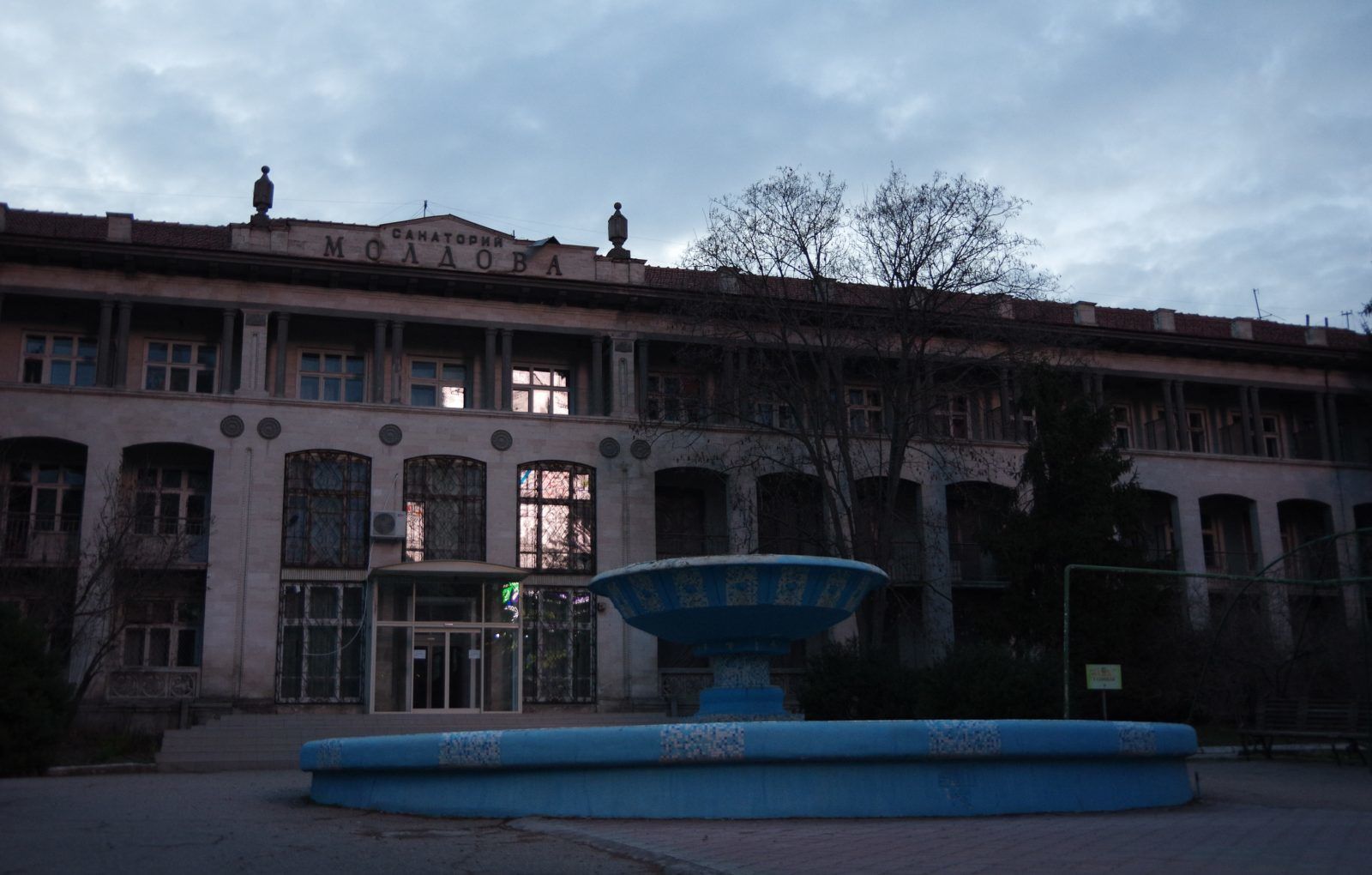 Тінь мрії падає на Французький бульвар