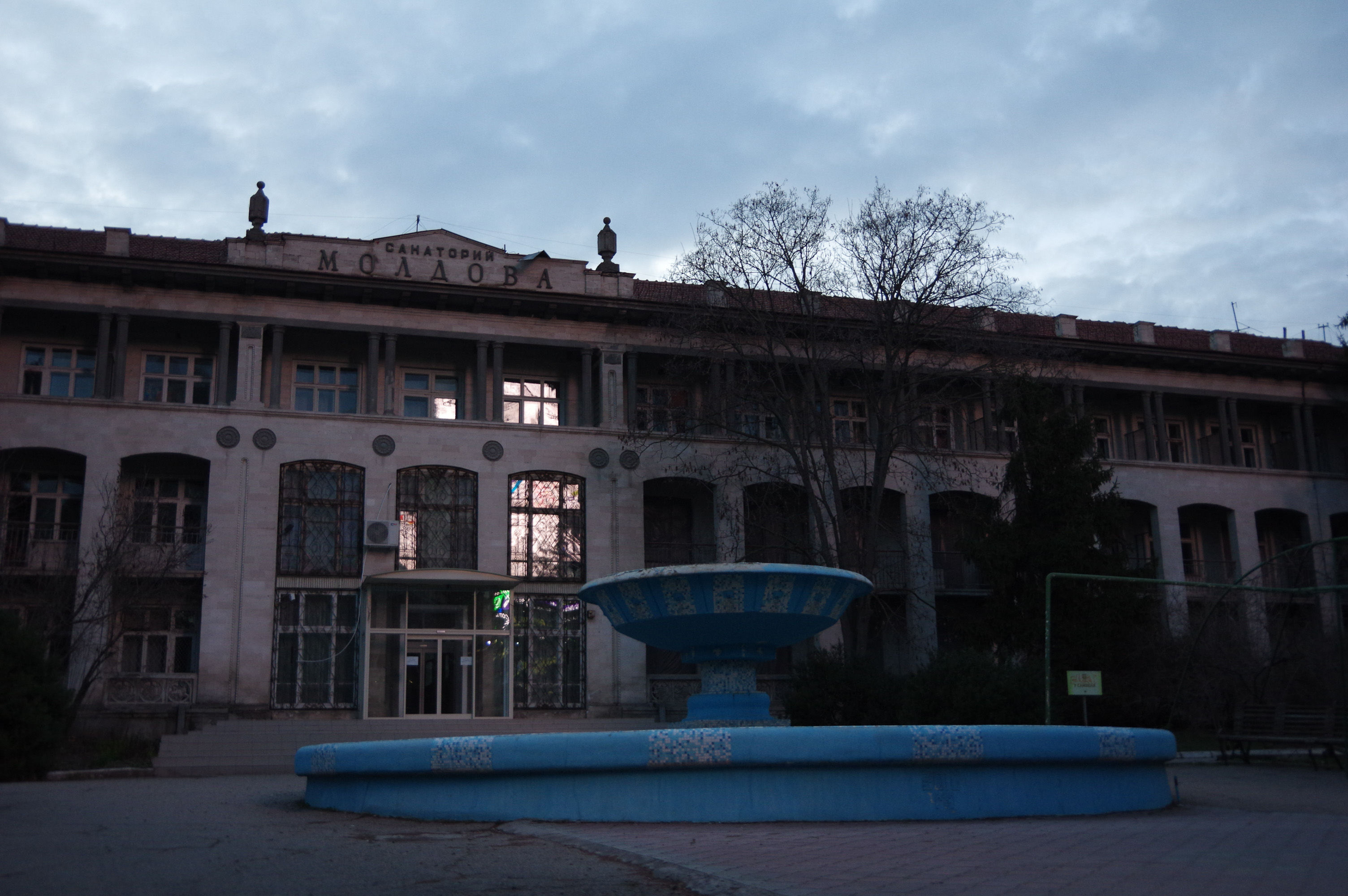 Тінь мрії падає на Французький бульвар