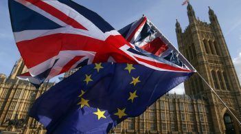 День Brexit настав, але Британія поки що не покидає ЄС