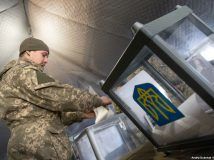 Захисники з передової також голосують: працює 79 спеціальних дільниць