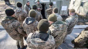 75 % військових з передової вже проголосували на президентських виборах
