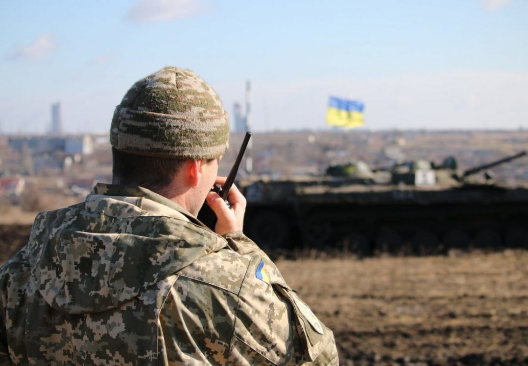 У день виборів бойовики обстріляли позиції українських військових
