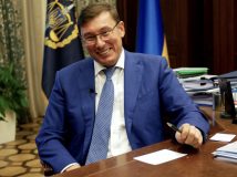Lutsenko: "We are waiting for Yanukovych with impatience, convoy and handcuffs"