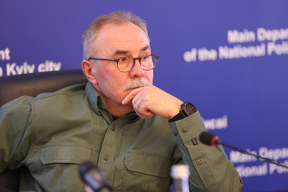 Поліція: На в'їзді в Київ транспортний колапс, людей везуть зі всієї країни