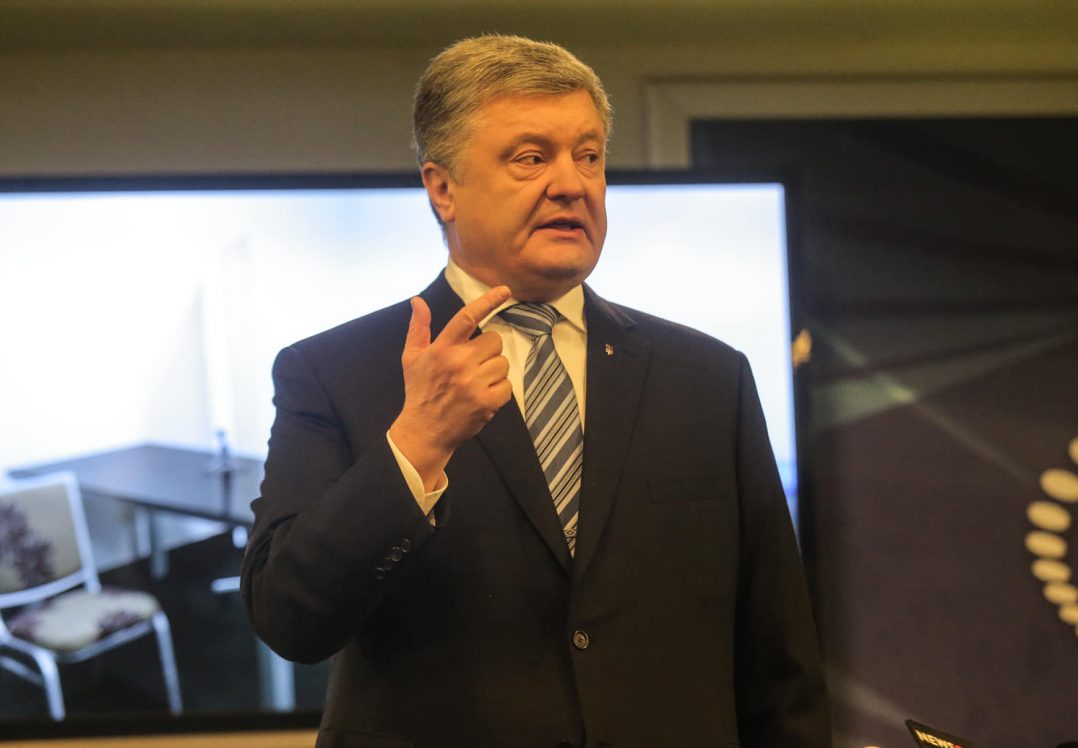 Президент виконав обіцянку і здає аналізи