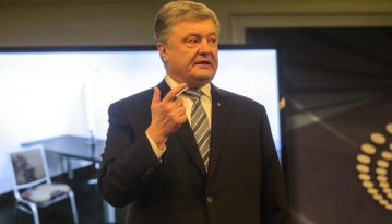 Президент виконав обіцянку і здає аналізи