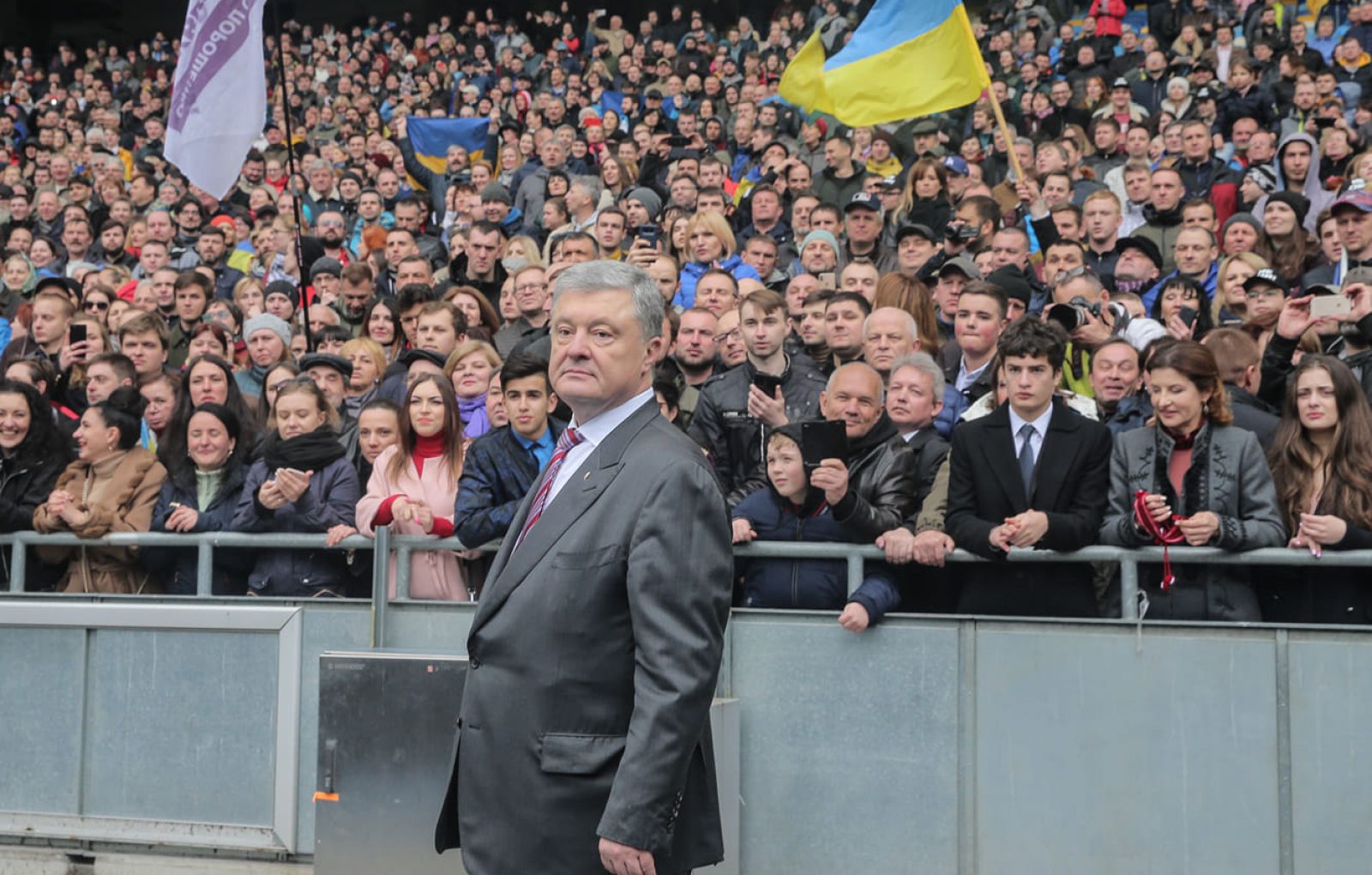 На «Олімпійському» почались дебати Порошенка та Зеленського: ведемо текстову трансляцію (фото)