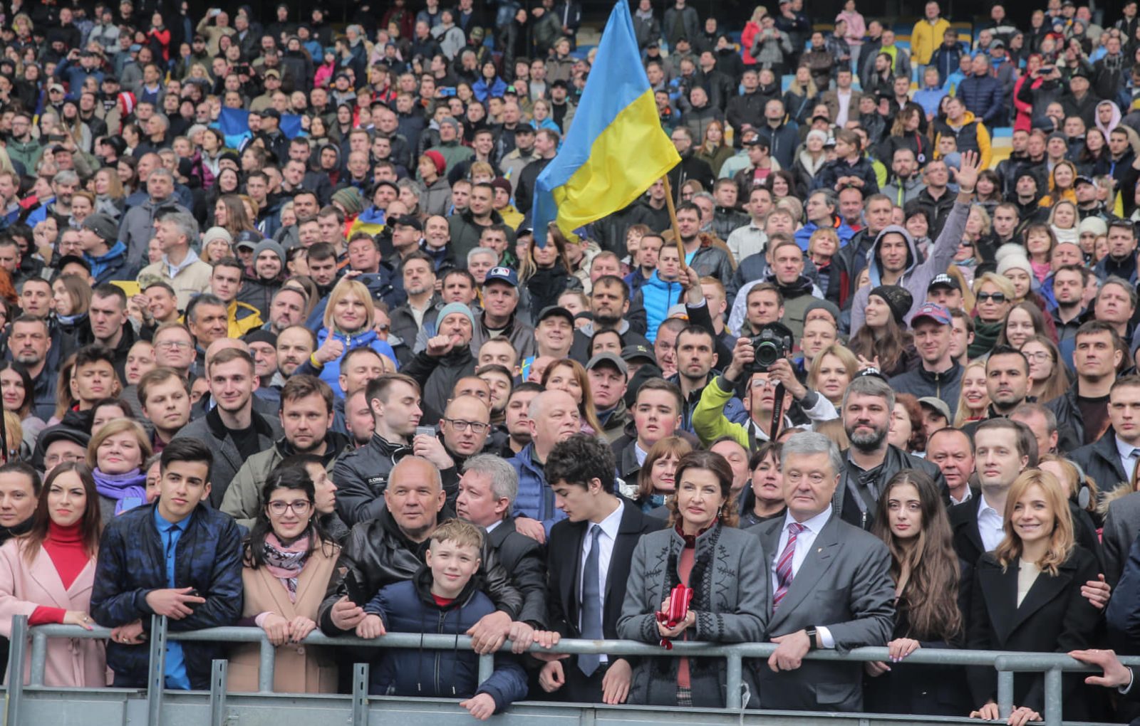 На «Олімпійському» почались дебати Порошенка та Зеленського: ведемо текстову трансляцію (фото)