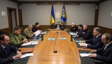 Порошенко скликав нараду РНБО через рішення суду щодо "Приватбанку"